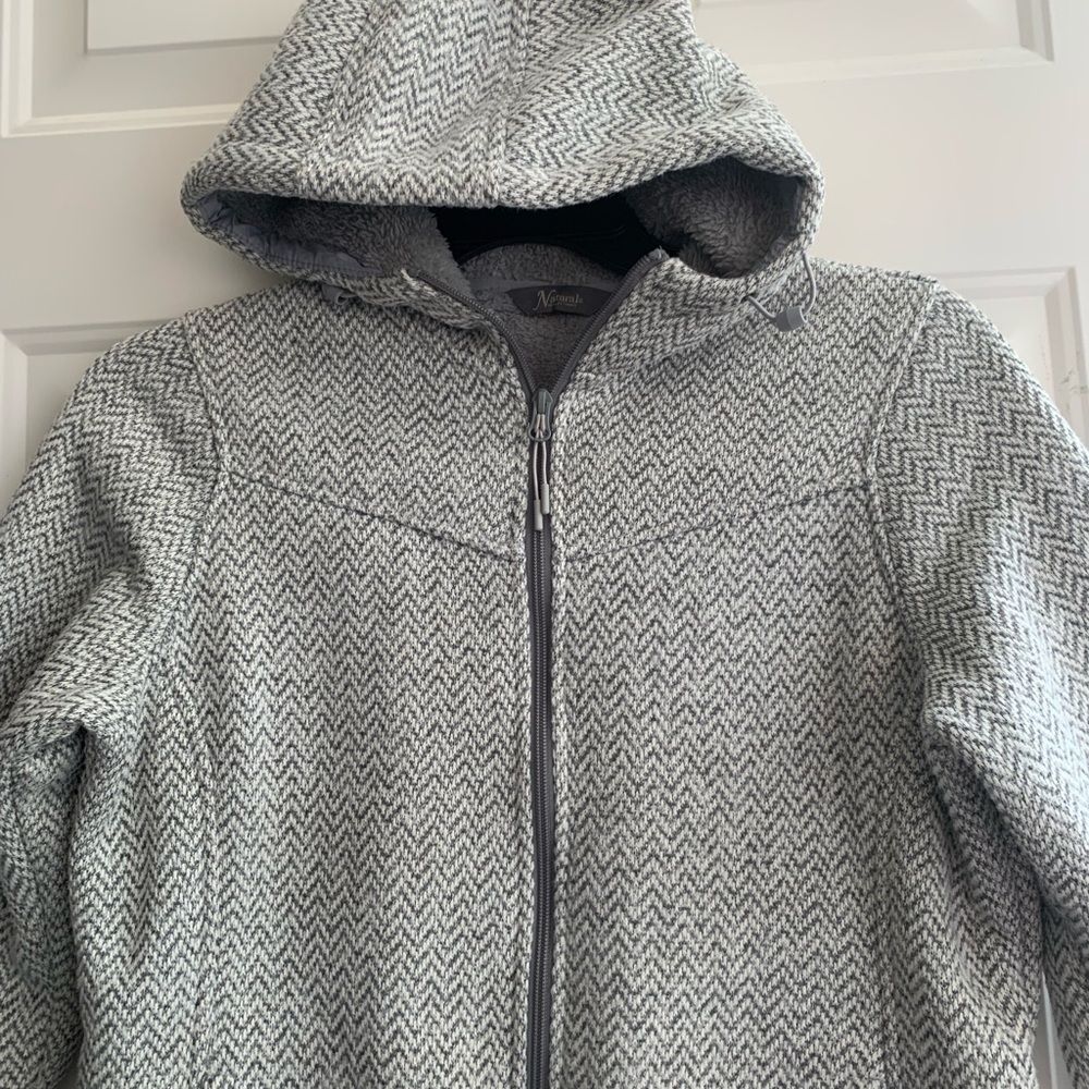 Natural Reflections Zigzag Patterned Hooded Jacket - image 3